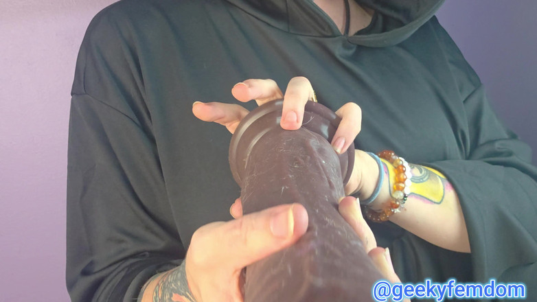 Geeky Femdom: 처녀 허점을 비명