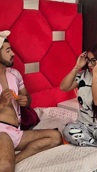 mere samlaingik dost ke saath vidiyo slipovar jordaar chudaee men samaapt hota hai