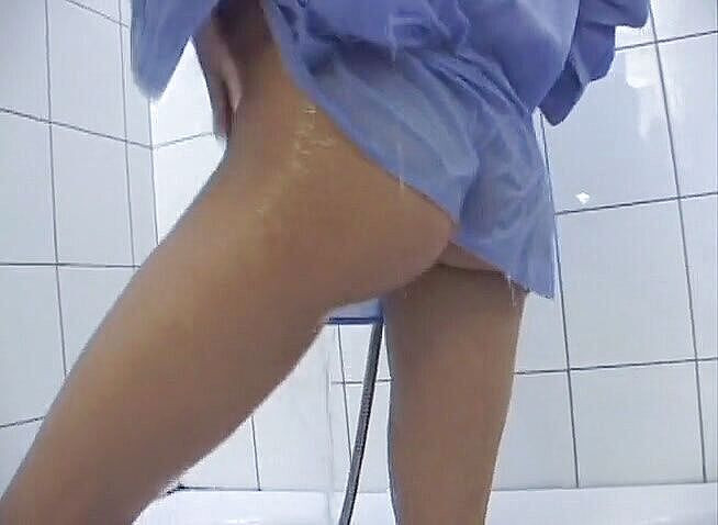 Analiscius: Hermosa rubia follada por el culo después de tomar una...