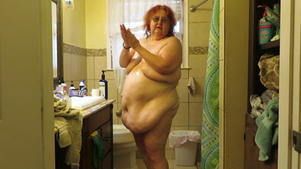 BBW nurse Vicki adventures with friends: Hot sweaty wet Naighty Nurse Vicki strips out of swim...