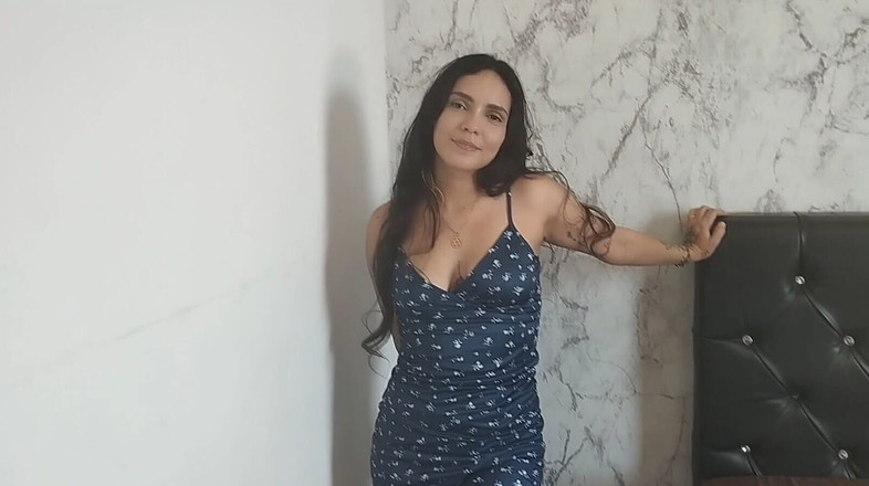 Chia 369: "Dapatkah Anda Membantu Saya dengan Lembaran?" Ibu rumah tangga disetubuhi...