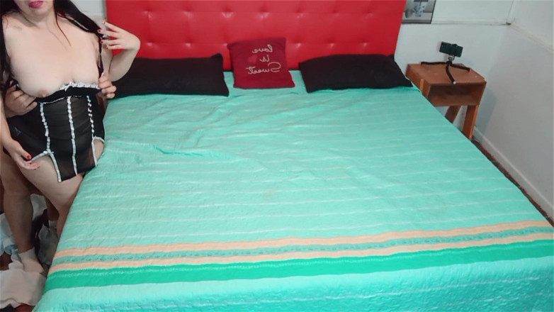 BBW Kelly Mom: Hotwife Curang Pada Cuckold - Pantat Besar Dalam Aksi Buatan Sendiri...