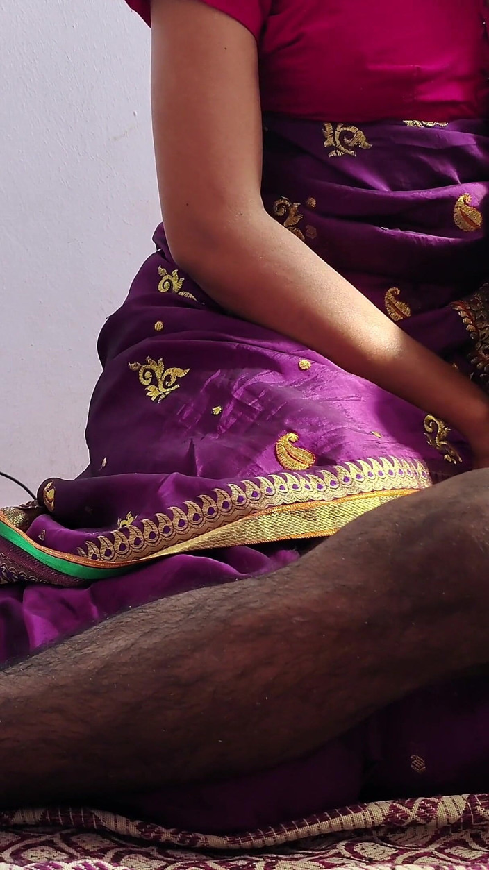 Viralcouple76: desi bhaartiy sauteli bahan ki uske sautele bhaee dvara chudaee