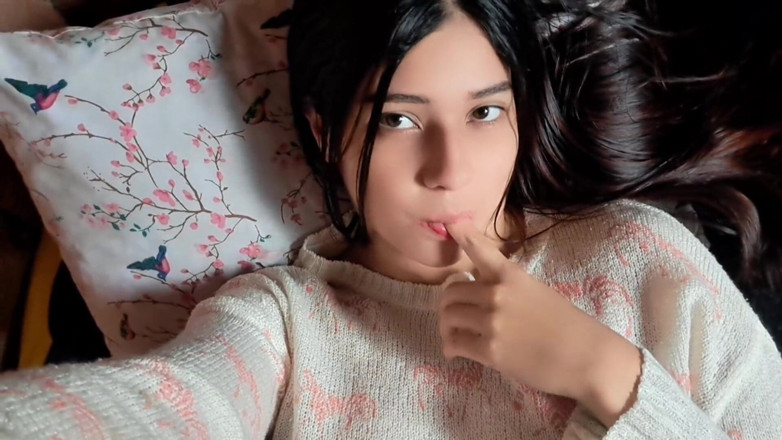 Yuli and tony: Influencer kehilangan video dan aku kirim ke abang iparku sendiri