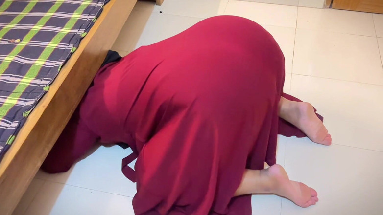 Aria Mia: Hot Aunty Stuck Under Bed &amp; Undress Her Big Ass When...