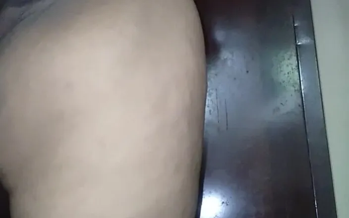 Browngirl: Asian Fingering Tharushi Brown Girl