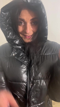 Seductive Stockings & Long Puffy Jacket Cozy Fetish Play with an American MILF