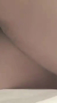 Privé twee ronde pov. Verwaarloosde vrouw wordt wakker met een diepe creampie-passie
