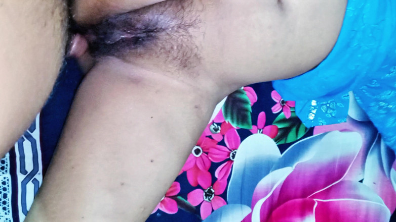 taslima81: desi devar bhaabhi ganv men hot romantik pal bari gand...