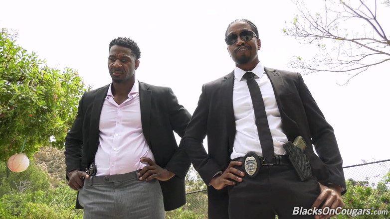 Blacks On Cougars: Malibu Vice ničí BBC děvku Sophia West
