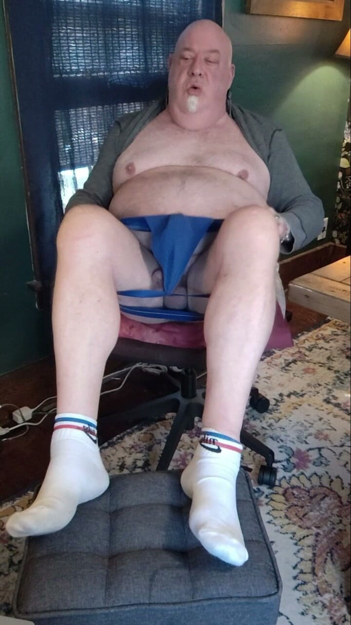 beardaddychub: Verbal Jerk on Webcam!
