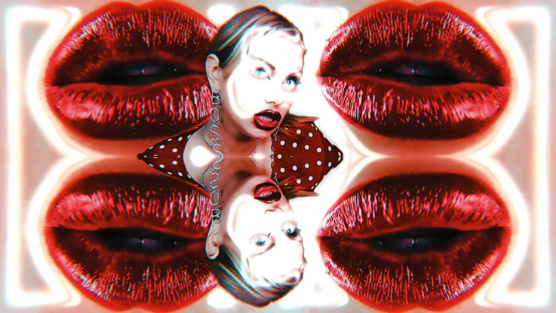Goddess Misha Goldy: Palenie lipsoholia! PĘTLI!!!