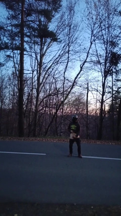 kickerscooter: J’ai été surprise en train de me masturber en public par...