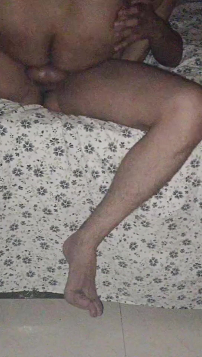 Poonamrandi143: Sezení na obličeji a výstřik