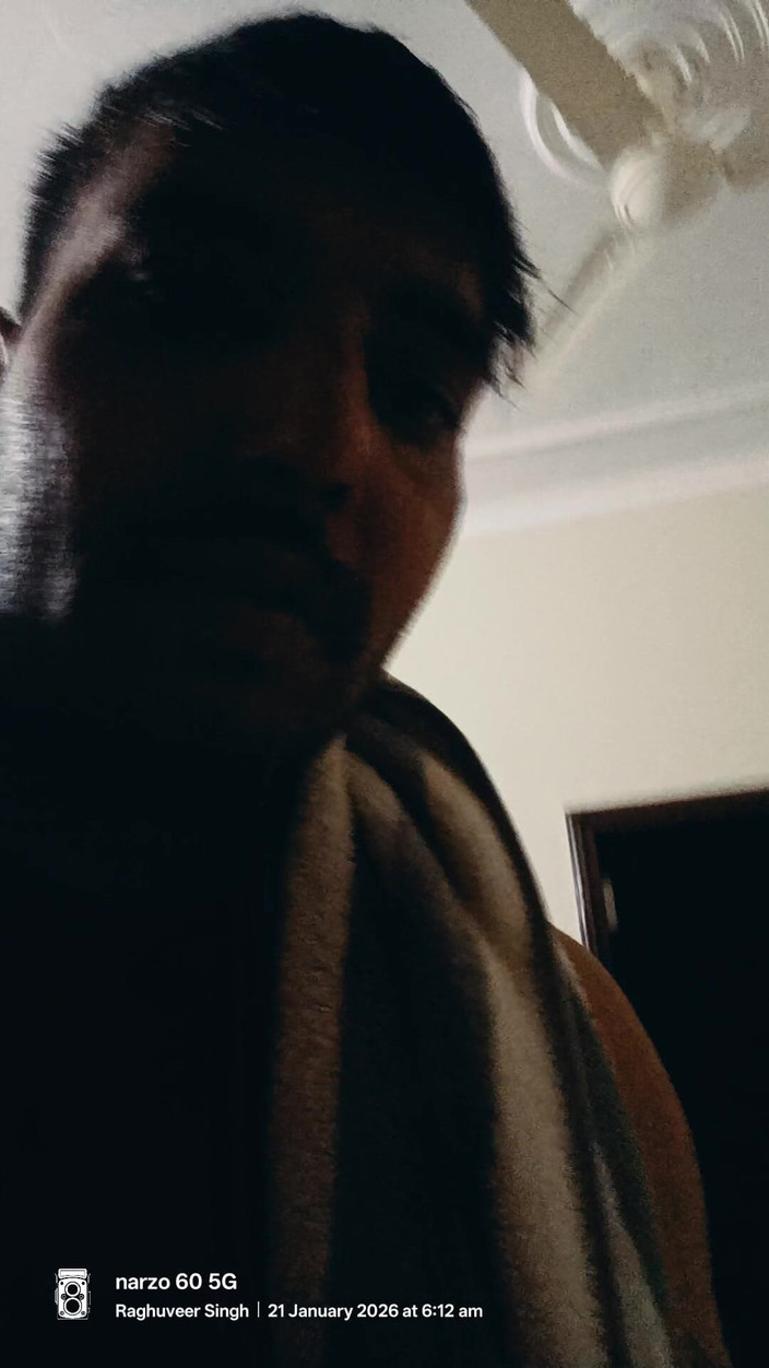 Rajasthani-old-lover: Mężczyzna solo