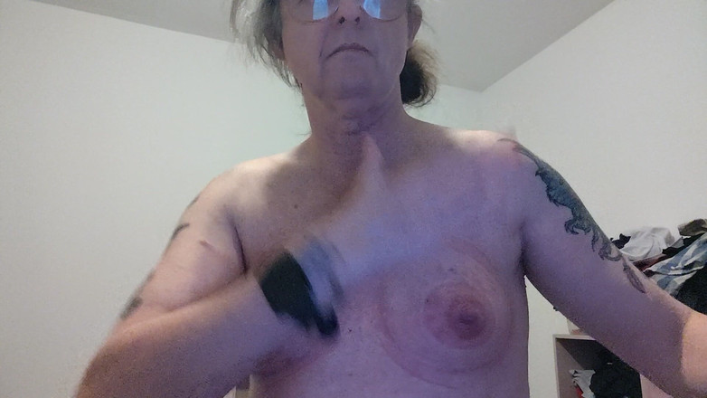 Alexia_mtf: Kläm tills mjölken tas ut