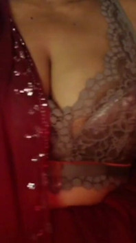 Hot Big Boobs Sutple Show.