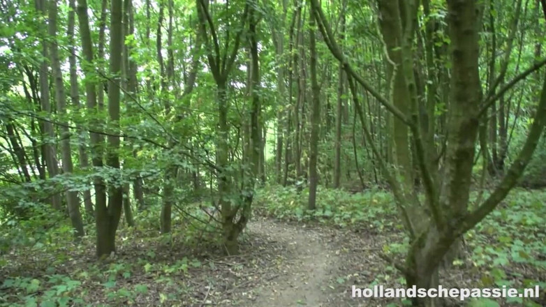 Hollandsche Passie: Cặp đôi Hà Lan suýt bị bắt gặp