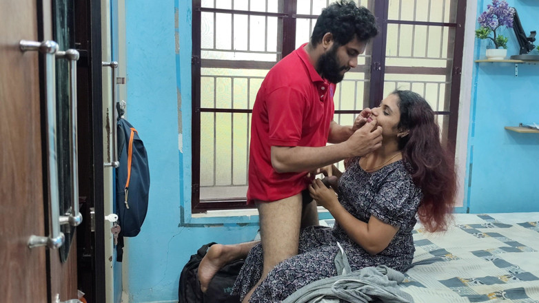 Vaigavarun45: Malayalai Couple Hot Romance and Cock Rub