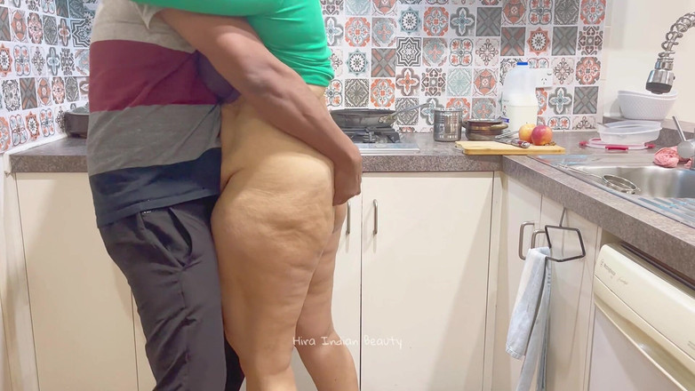 Hot 365 Entertainments: Lucky Young Boy Kissing and Eating Pussy of Horny Chubby...