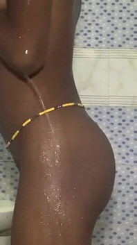 Bagian kamar mandi panas dengan browngurl234