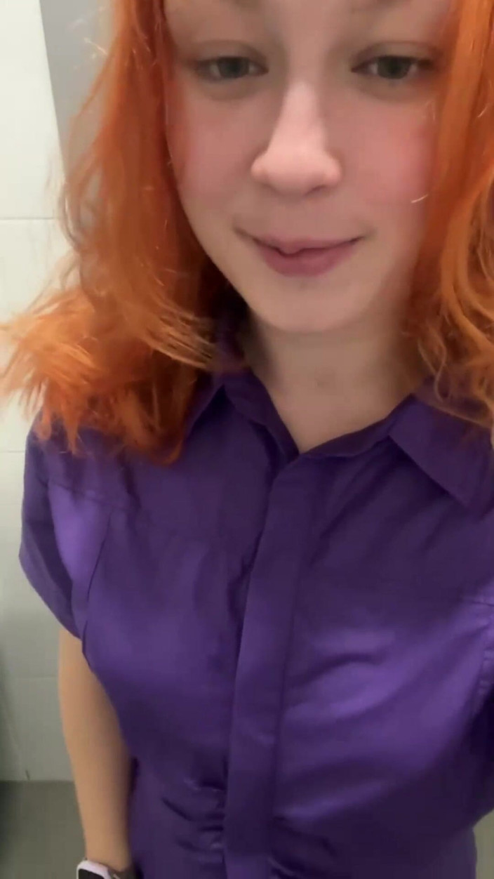 Sheryl X Sinclair: Pissing in Public Toilets with My Sex Friend!