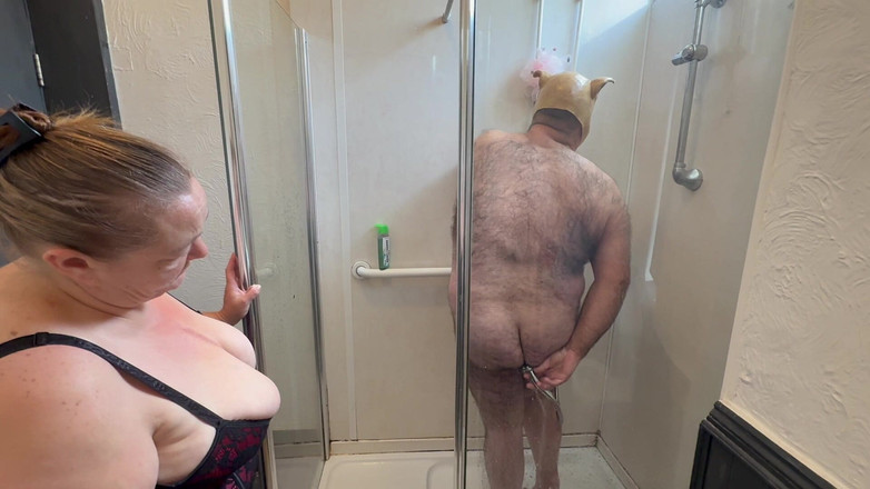 Aaexperiencesltd: Domina Satana and Satana's Piggy in the Shower.