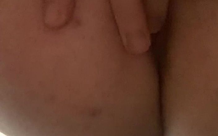 Number F 19: POV: Sich hinlegen und mein sperma in den mund bekommen