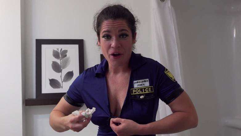 Sammi Starfish: Female Cop Collects Dna
