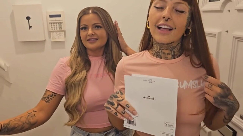 Yourfavecumslut: Abbiamo dato ai nuovi vicini un regalo Welcum!