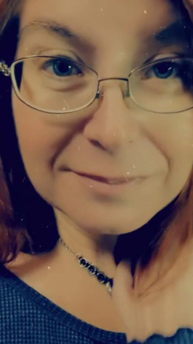 Smiling (EroticallyEllie) Smiling (EroticallyEllie)
