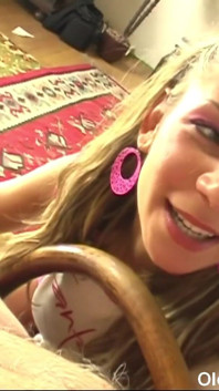 Olds Fuck Dolls - Petite Teen Girl Rachel Evans acaricia velho vovô Mireck