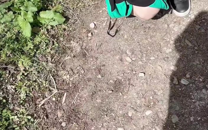 Medi Voi: Ormanda çıplak travesti ile tanışabilirsiniz