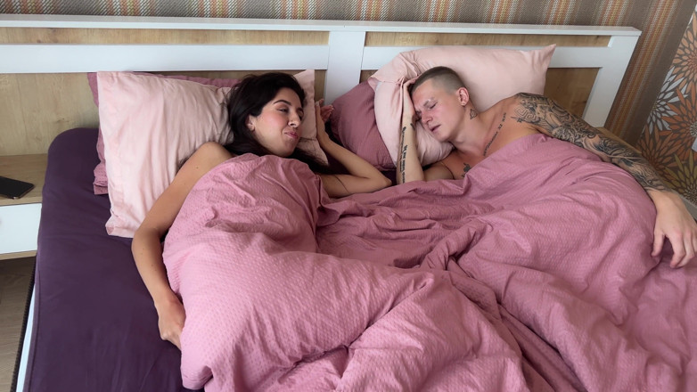 Falcon Al straight porn: The Cuckold Woke up to See His Wife Being Fucked...