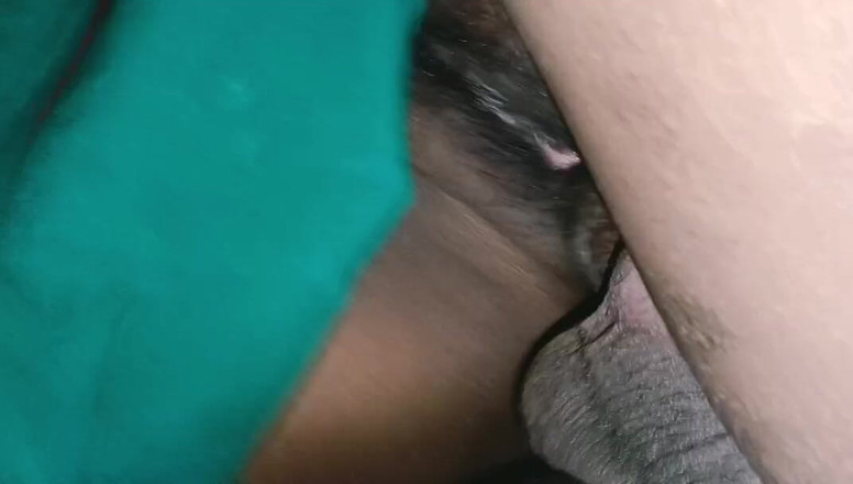 Xhtad studio: Chatte poilue en gros plan et creampie