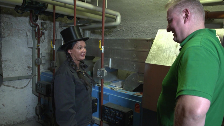 DEUTSCHLAN PORNO XXX: Deutsche Sex Stars - Tembusan berganda awek blonde menghisap dan berkongkek...