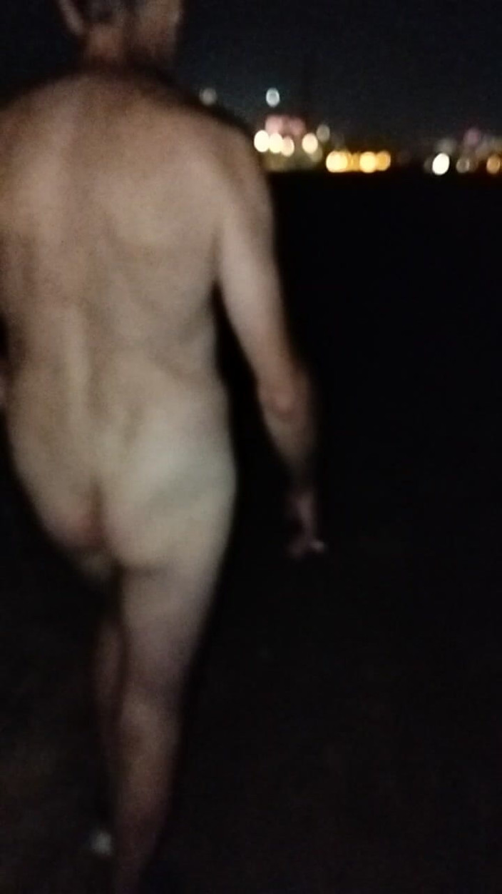 Benkinkiben: Naked Walking on the Hill Along Highway