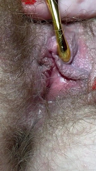 Nová hračka testování velká klitoris orgasmu chlupatá kundička