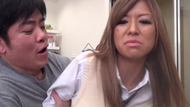 JAPAN IN LOVE: Jap w majtkach Scena-1_beautiful Japonka ubrana za uczennicę zerżnięta przez...