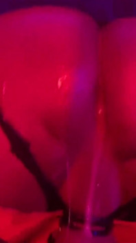 Bum中的百合：原始切割 + 底部的切割 + gooner 的切割