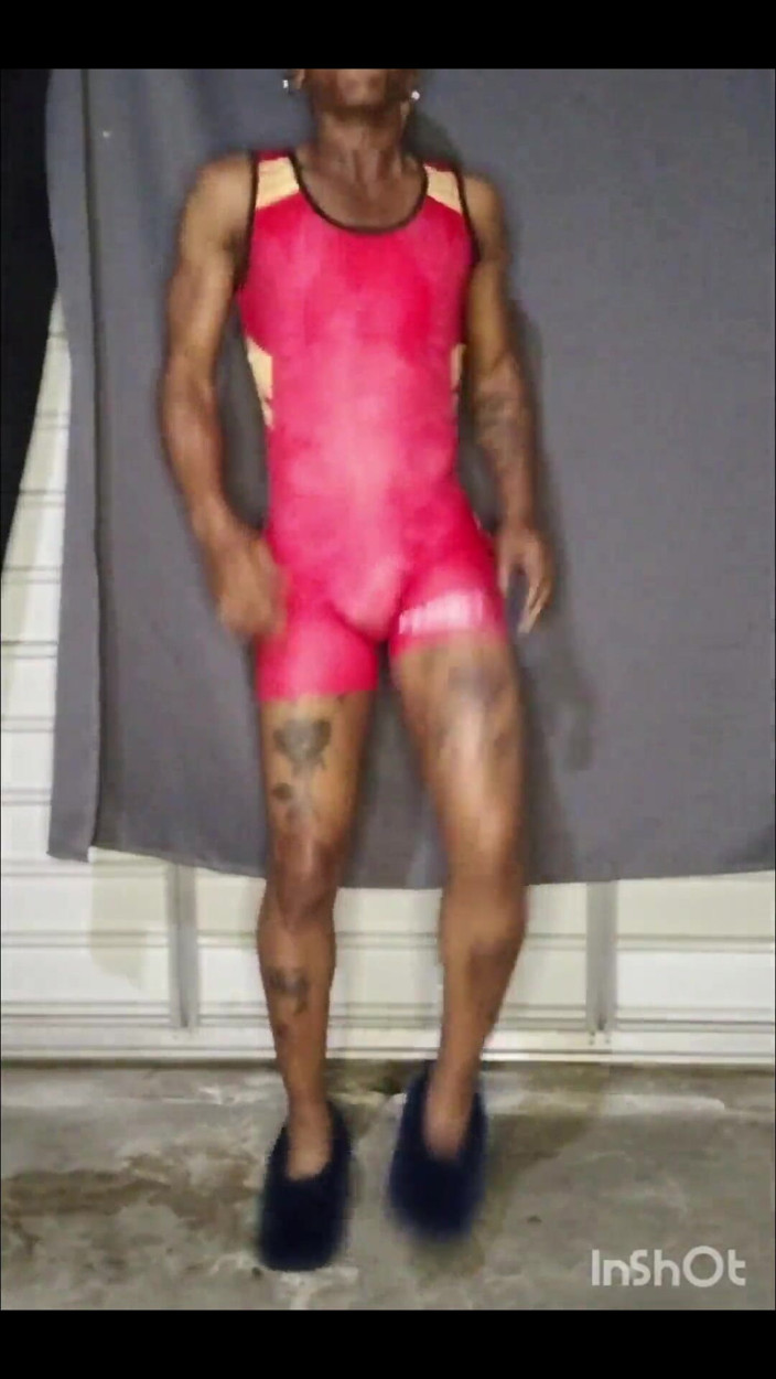 Batbunz: Red Singlet Workout
