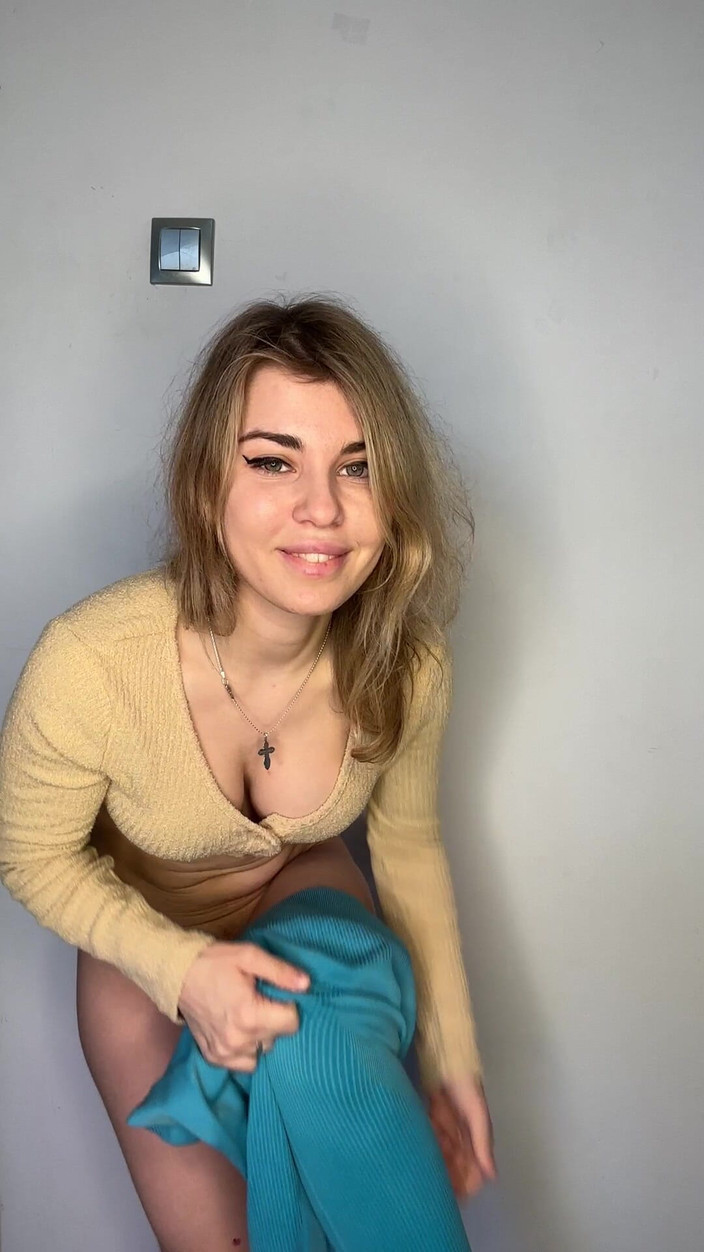 Misty Phoenix: 이 걸 조용히 볼 수 있어