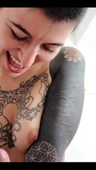 Pov Handjob - Sunt îndrăgostit de penisul lui!