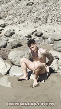 Gay Exhibitionist in a Nudist Beach