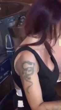 Puta sexy na cozinha, Roberta Farnese gosta