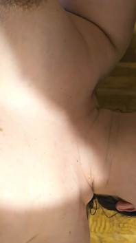 I meet a stranger at the beach and toook him back to my airbnb to facefuck me in my Sardanian sex tour