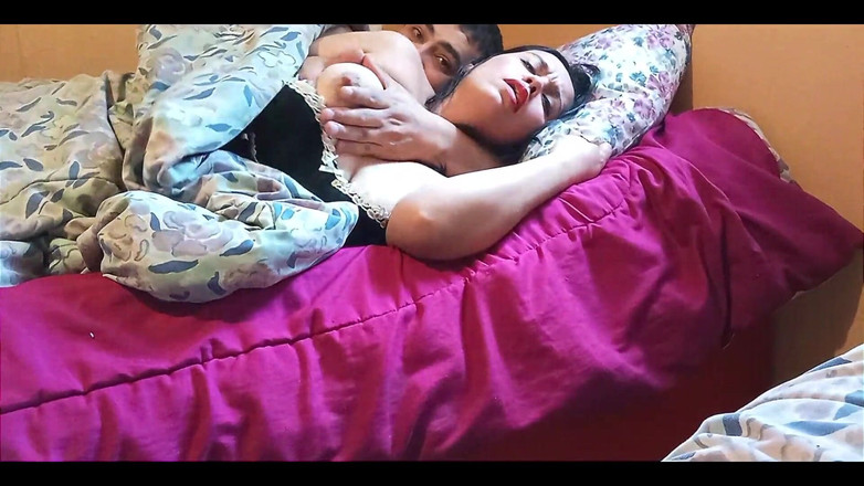 BBW Kelly Mom: Mi hijastro me confunde con su madrastra, pero soy su...