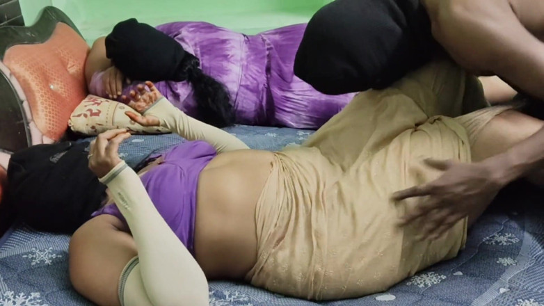 Benita sweety: Üvey üvey kız kardeş üvey erkek kardeşiyle ateşli seks - üçlü seks