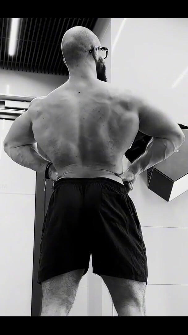 200 Lbs. Not an Ounce of Weakness (Mister Stone) 200 Lbs. Not an Ounce of Weakness (Mister Stone)
