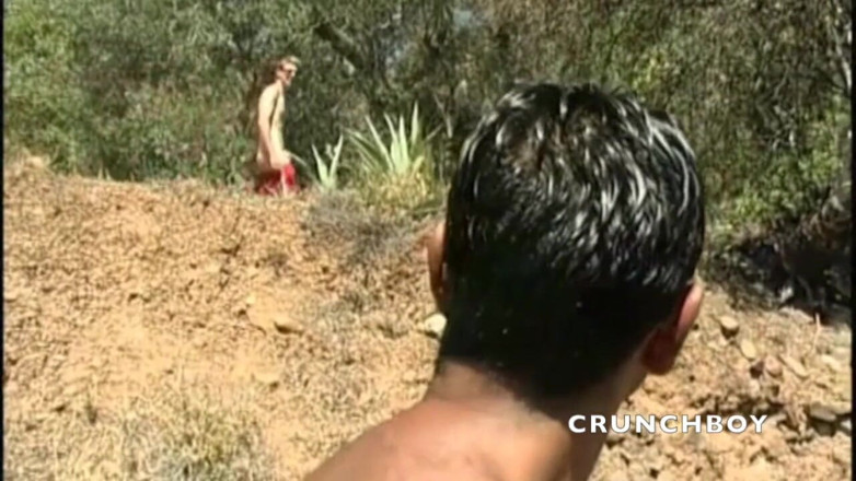 STRAIGHT BOYS CURIOUS FROM PRAHA: Lelaki muda lurus berkongkek di luar kawan gaynya 3